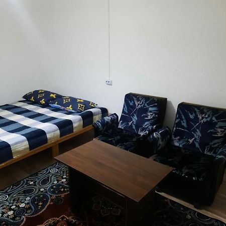 Hotel Атлант Bishkek Esterno foto